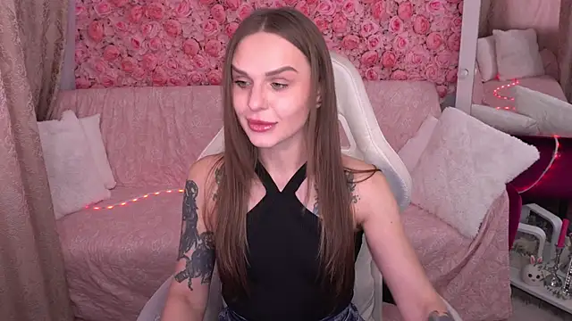 Snapshot of KiraGrayy chatting on February 28, 2026, 1:44 pm KiraGrayy online show from February 28, 2026, 1:44 pm