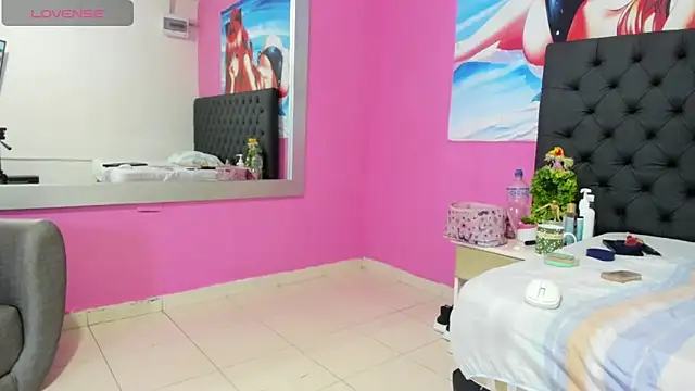 Snapshot of _candy_jade_ chatting on October 15, 2025, 12:24 pm candy jade online show from October 15, 2025, 12:24 pm