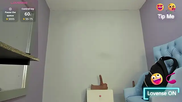  candy jade  online show from November 26, 2025, 11:21 am