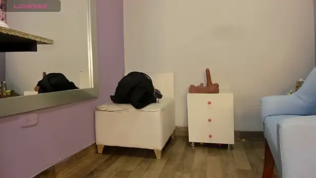 Snapshot of _candy_jade_ chatting on November 12, 2025, 11:25 am candy jade online show from November 12, 2025, 11:25 am