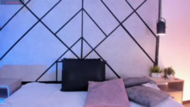 marie miller  online show from October 4, 2025, 12:17 pm