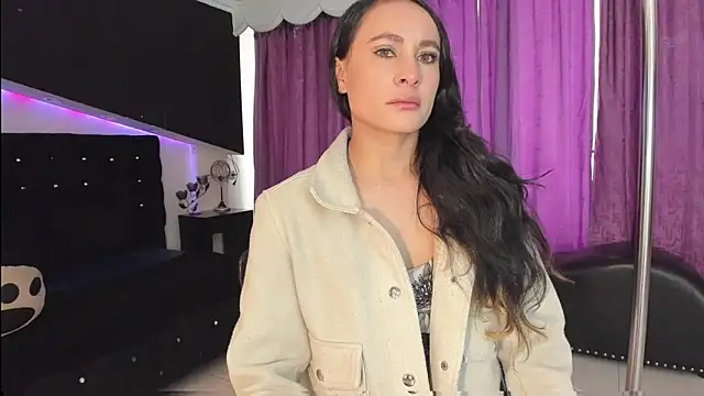 Snapshot of Coral_Gibson chatting on February 19, 2026, 12:35 pm Coral Gibson online show from February 19, 2026, 12:35 pm