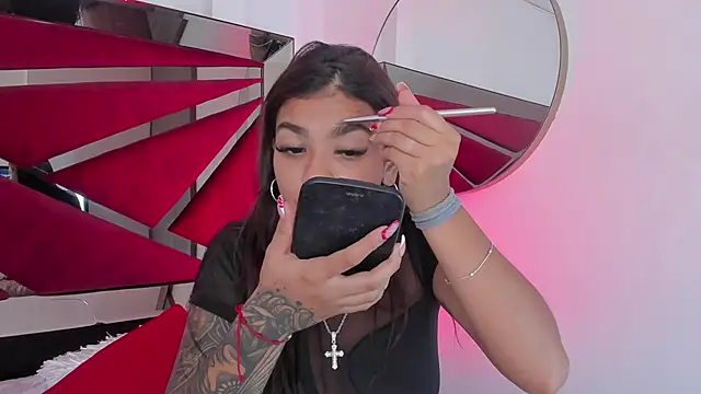 Snapshot of GiaFu chatting on February 5, 2026, 6:26 pm GiaFu online show from February 5, 2026, 6:26 pm