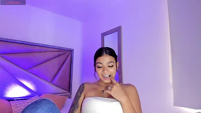 GiaFu online show from November 3, 2025, 5:16 pm