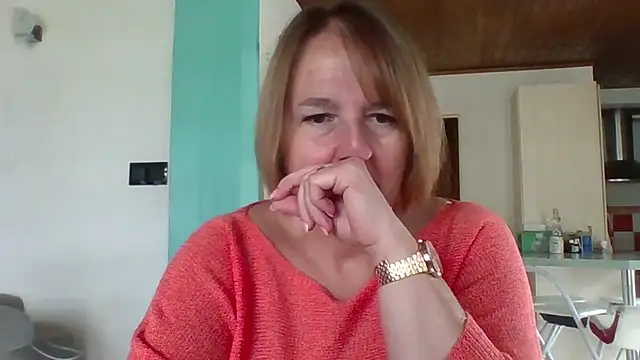 Sandcoq online show from April 28, 2026, 9:24 am