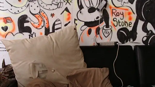 Snapshot of roystonee01 chatting on January 31, 2026, 9:02 pm roystonee01 online show from January 31, 2026, 9:02 pm