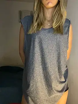 Carolinen online show from January 15, 2026, 5:27 pm