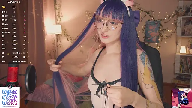 koshkasenpai online show from April 26, 2026, 4:21 am