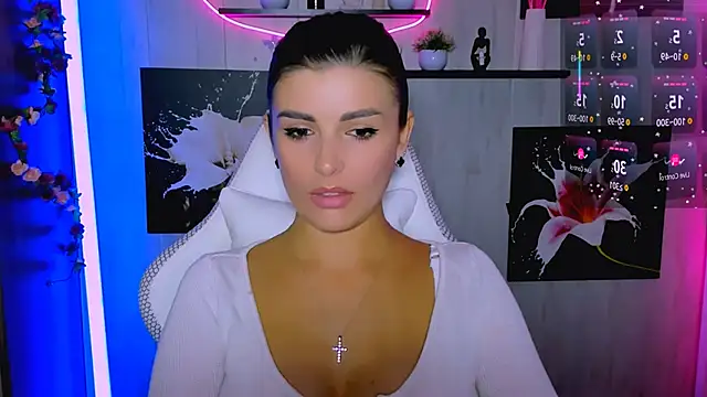 KayWuds online show from October 28, 2025, 12:26 pm