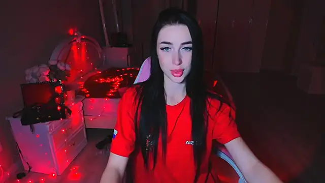 lovely desire online show from October 23, 2025, 4:05 pm