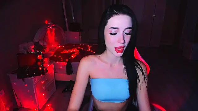 lovely desire online show from October 14, 2025, 8:15 am