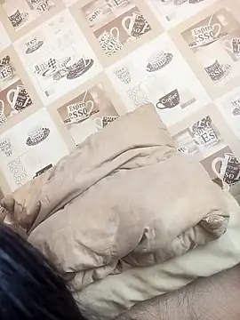 Veronica-Celie online show from March 12, 2026, 9:24 am