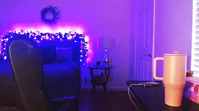 AlyssiaAmoreXO online show from March 16, 2026, 2:32 pm