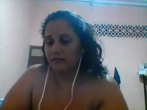 Snapshot of carolina_goez chatting on February 19, 2025, 10:09 pm carolina goez online show from February 19, 2025, 10:09 pm