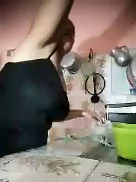 Snapshot of carolina_goez chatting on March 11, 2025, 6:52 pm carolina goez online show from March 11, 2025, 6:52 pm