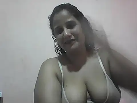 Snapshot of carolina_goez chatting on February 16, 2025, 7:16 pm carolina goez online show from February 16, 2025, 7:16 pm
