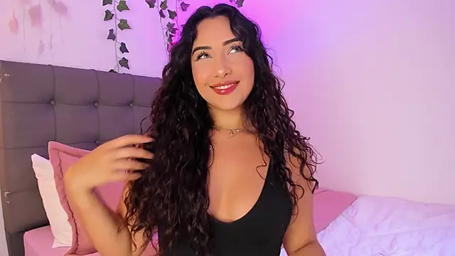 Snapshot of charlotte_james0 chatting on February 23, 2025, 10:31 pm charlotte james0 online show from February 23, 2025, 10:31 pm