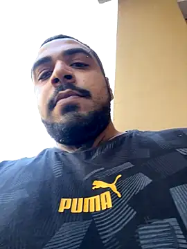 Snapshot of Dikkiduohottt chatting on October 24, 2025, 2:38 pm Dikkiduohottt online show from October 24, 2025, 2:38 pm