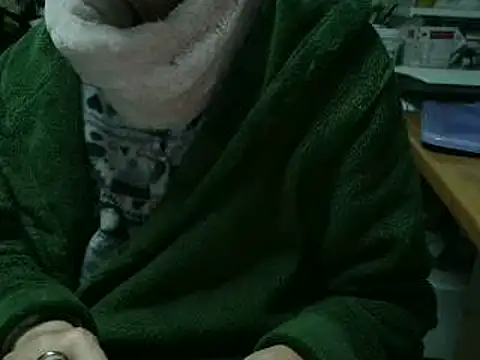 VeneRed online show from April 4, 2026, 8:59 pm