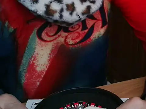 VeneRed online show from October 7, 2025, 6:36 am