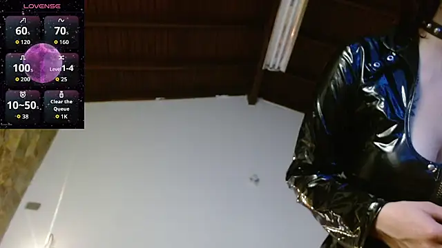 Snapshot of madame_ibby chatting on October 4, 2025, 1:23 pm madame ibby online show from October 4, 2025, 1:23 pm