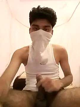 xxxgayroy12 online show from March 6, 2025, 6:59 pm