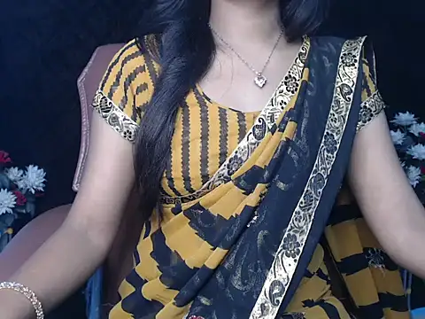 Snapshot of Wish_Queen chatting on November 1, 2025, 7:52 pm Wish Queen online show from November 1, 2025, 7:52 pm