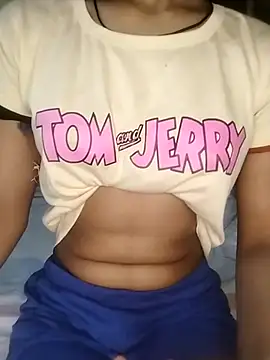 Snapshot of Alina_fun chatting on January 5, 2025, 4:59 pm Alina fun online show from January 5, 2025, 4:59 pm