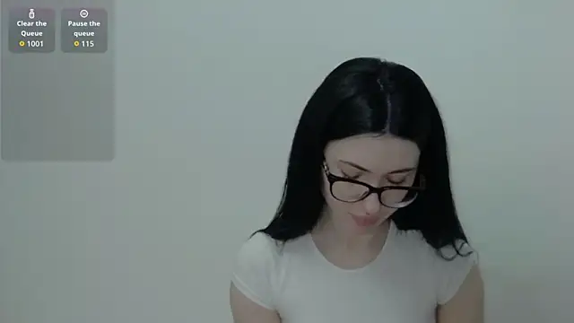 Snapshot of AllisonSky chatting on February 10, 2026, 5:12 pm AllisonSky online show from February 10, 2026, 5:12 pm