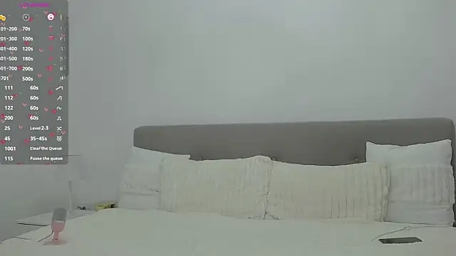 Snapshot of AllisonSky chatting on February 17, 2026, 11:51 am AllisonSky online show from February 17, 2026, 11:51 am