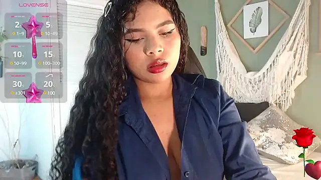 ashly collin9 online show from March 1, 2025, 2:34 pm