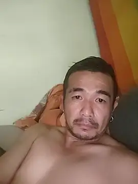 Snapshot of Teehpete chatting on October 16, 2025, 4:54 am Teehpete online show from October 16, 2025, 4:54 am