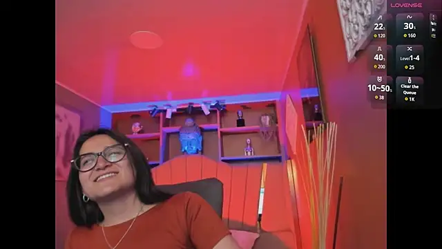 Lucy Williiams online show from October 20, 2025, 11:11 am