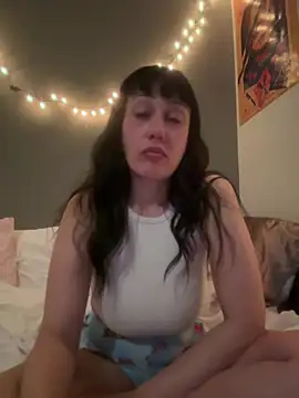Snapshot of lonelylexxxie chatting on January 12, 2025, 8:57 am lonelylexxxie online show from January 12, 2025, 8:57 am
