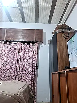 gina7772 online show from November 27, 2025, 3:07 am