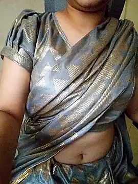 Indianhyna online show from September 24, 2025, 7:15 am