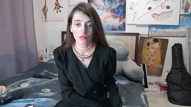 Iren online show from March 18, 2025, 2:51 am
