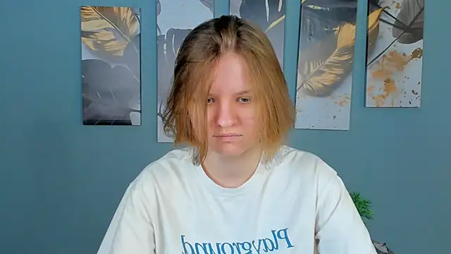 LilianSwall online show from January 14, 2026, 11:25 am