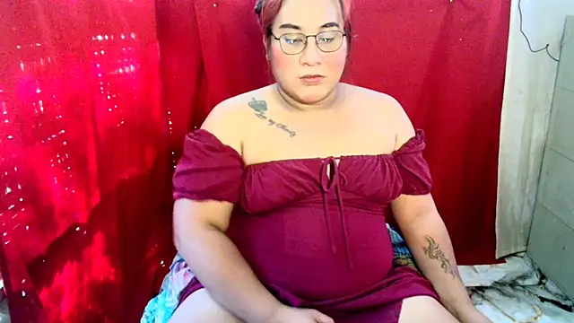 UrAmazingCassy online show from November 4, 2025, 5:22 am