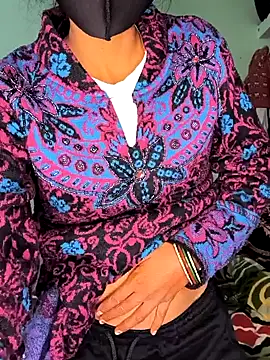 Snapshot of cute_simmy0 chatting on January 1, 2025, 5:11 pm cute simmy0 online show from January 1, 2025, 5:11 pm