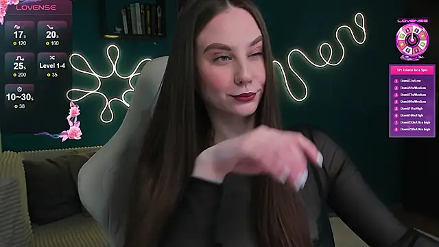 katie taylorr online show from February 10, 2026, 9:47 pm