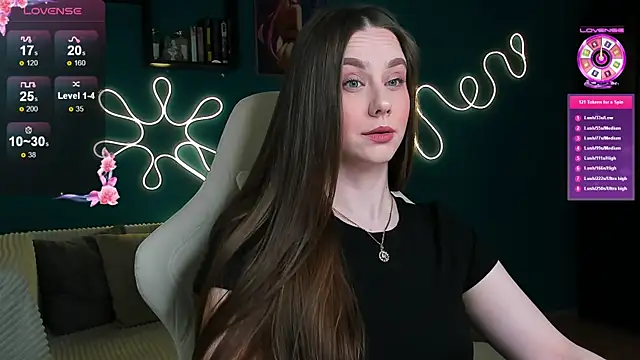 Snapshot of katie_taylorr chatting on November 5, 2025, 10:02 pm katie taylorr online show from November 5, 2025, 10:02 pm