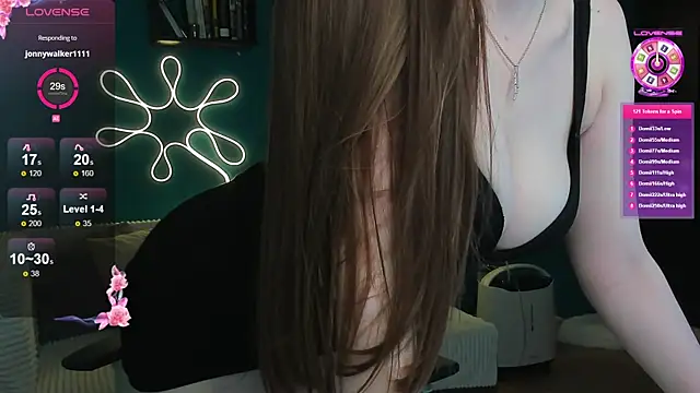 Snapshot of katie_taylorr chatting on May 27, 2026, 10:28 pm katie taylorr online show from May 27, 2026, 10:28 pm