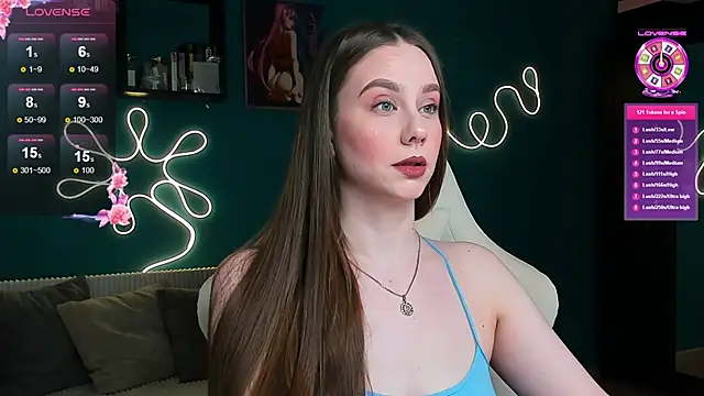 Snapshot of katie_taylorr chatting on November 16, 2025, 11:19 pm katie taylorr online show from November 16, 2025, 11:19 pm