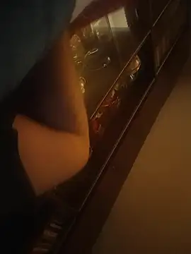 yukka4413 online show from January 7, 2025, 12:45 am