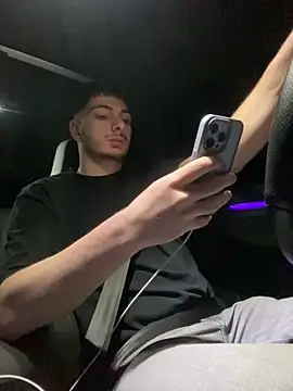 youssef00711 online show from March 5, 2025, 8:00 pm