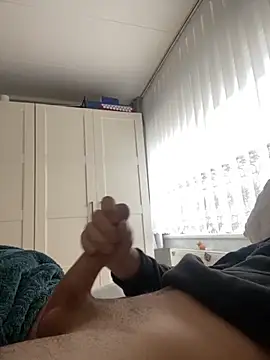 youssef00711 online show from October 10, 2025, 3:02 pm