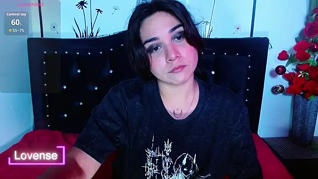 Lune Claire online show from February 14, 2026, 2:56 am