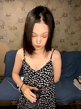 lalallalalaa- online show from September 11, 2025, 1:33 pm