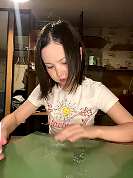 lalallalalaa- online show from October 18, 2025, 6:10 pm